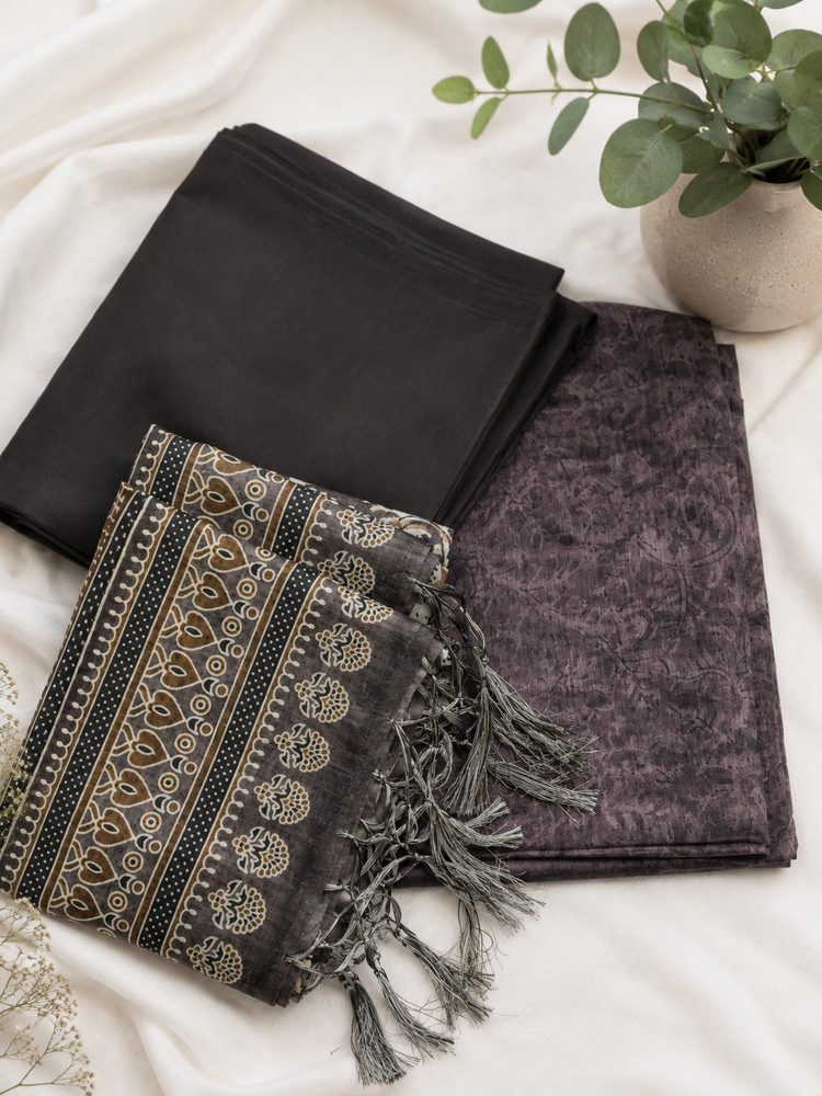 Forest Green Semi Tussar — Semi Tussar